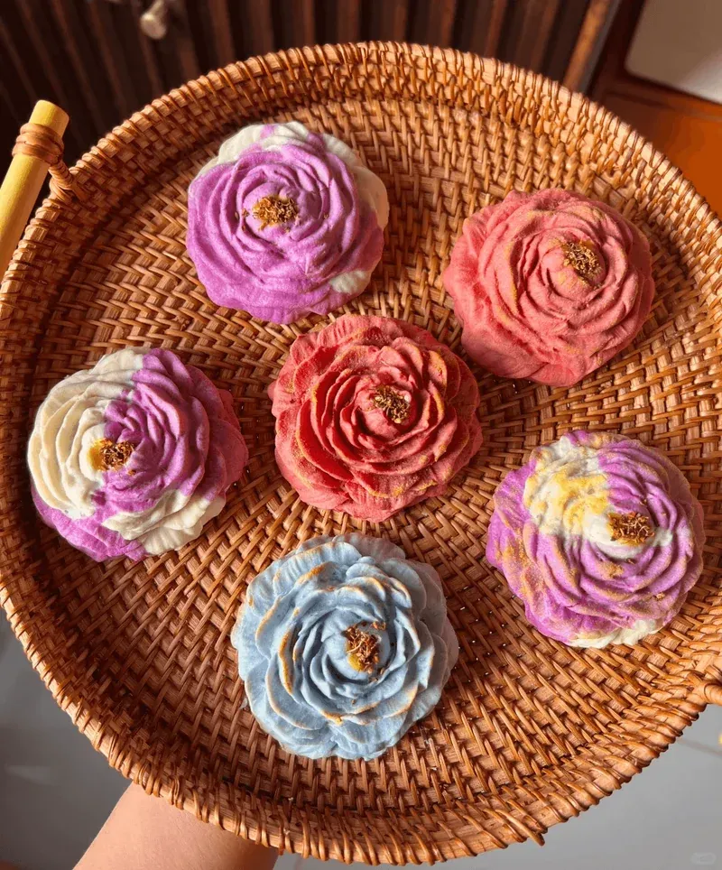 The Artistry of Chinese Peony Pastry: A Traditional Delight